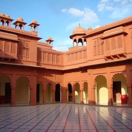 Gaj Kesri Hotel Bikaner Ngoại thất bức ảnh