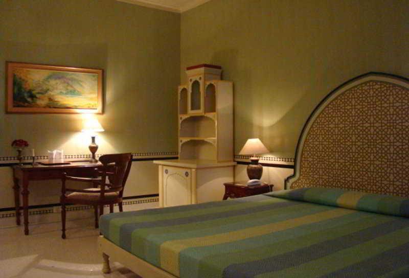 Gaj Kesri Hotel Bikaner Ngoại thất bức ảnh
