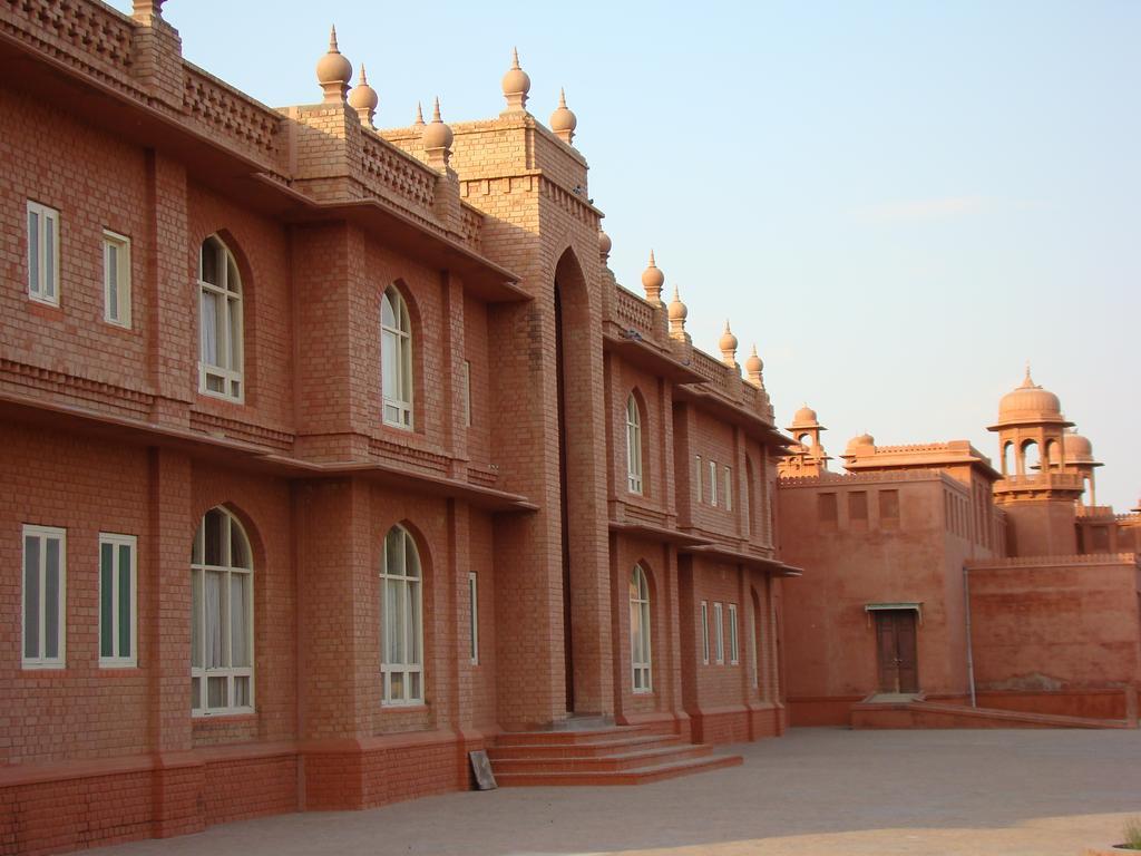 Gaj Kesri Hotel Bikaner Ngoại thất bức ảnh